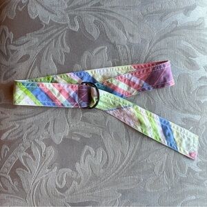 ✨ Free when bundled ✨ 🍬 Kids plaid belt 🍬 EUC!